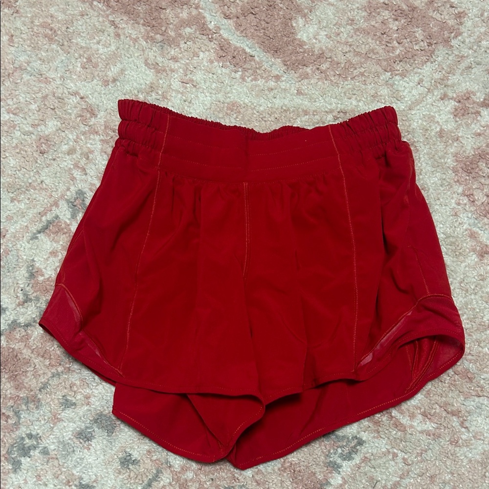 lululemon athletica hotty hot 4” shorts